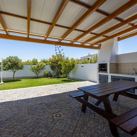Pontalaia Village بيت للعطل *