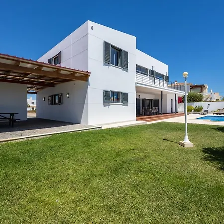 بيت للعطل Pontalaia Village ساغريش