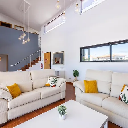 Pontalaia Village 別荘 サグレス