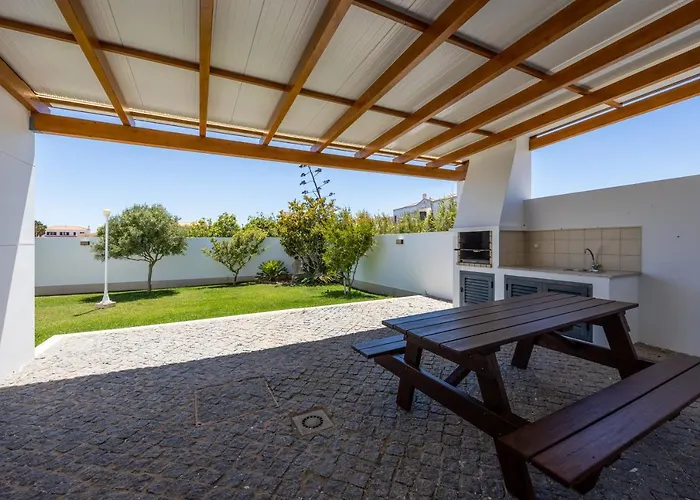 Pontalaia Village Holiday home *